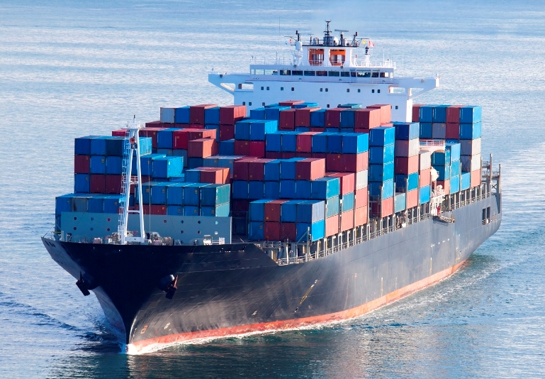 iStock_000018920558Medium_ship 2